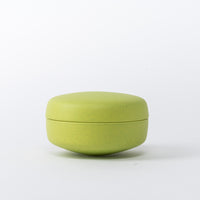 Alev Ebüzziyia Siesbye - Alev - Deckeldose 02 - small - spring apple