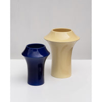 Bernd & Hilla - small vase - Butter yellow