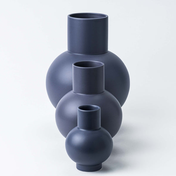 raawii Nicholai Wiig-Hansen - Strøm - Vase - small Vase purple ash